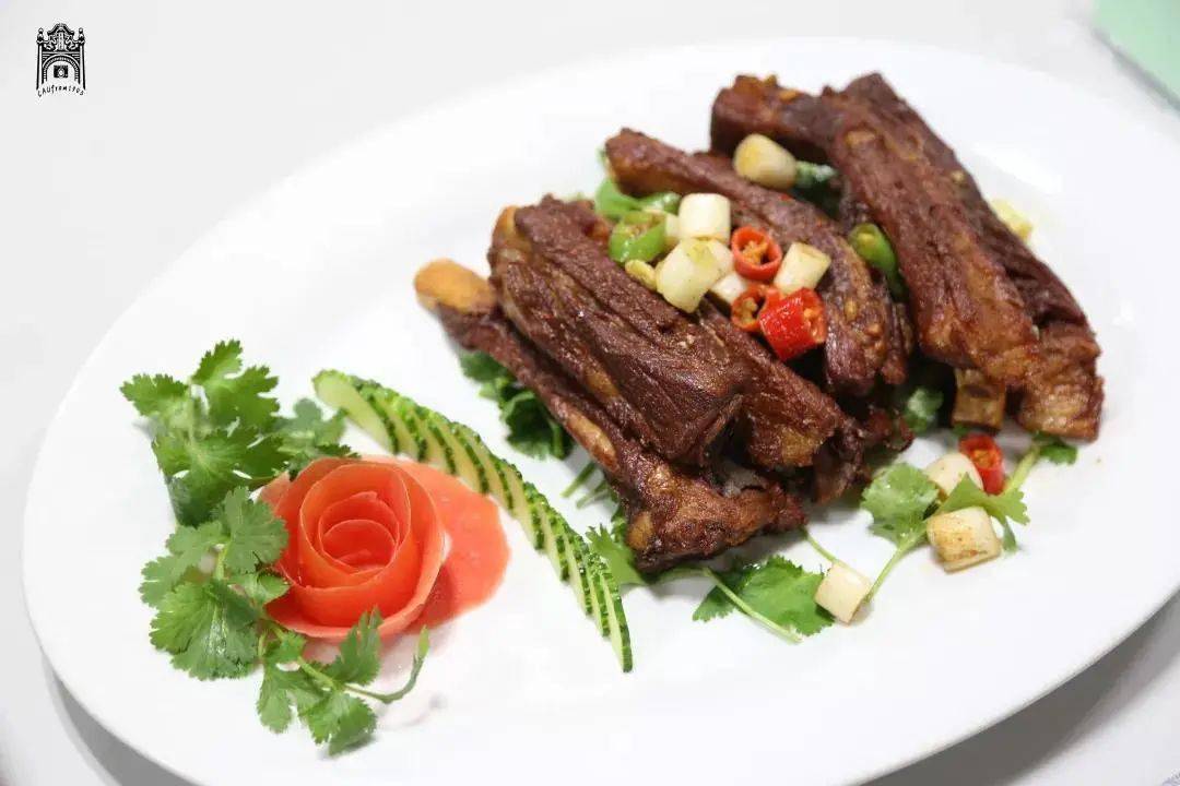 16所全国‘最好吃’高校食堂,有你心心念念的吗?