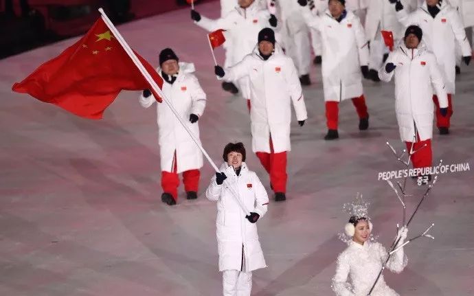 回顾平昌冬奥会开幕式:精彩瞬间与各国代表团风采全记录