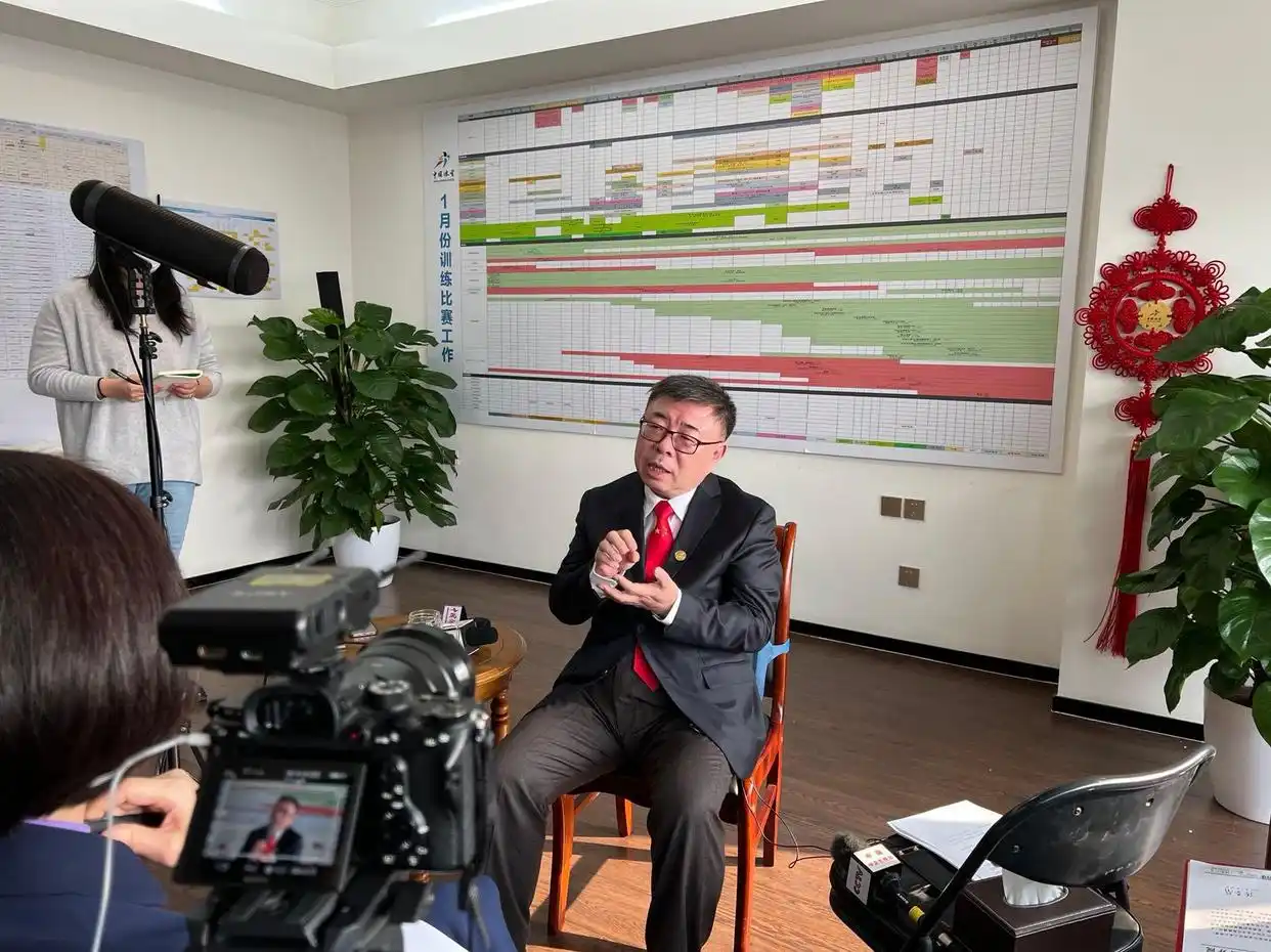 中国体育代表团出征冬奥会，力争创造参赛历史最好成绩