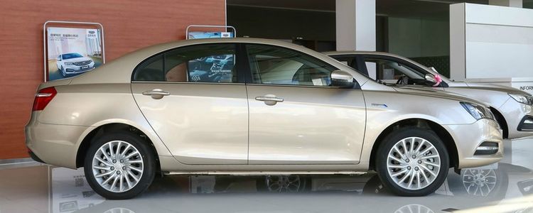 车辆违章停车被贴条的处理方法及不同贴条效力介绍