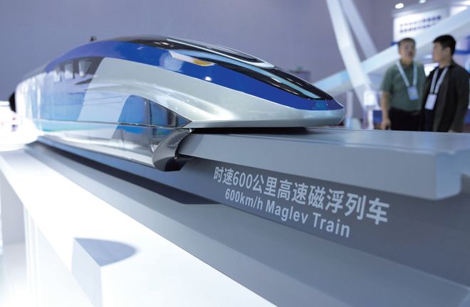 磁悬浮技术突破：超高速列车及多领域应用与原理全解析