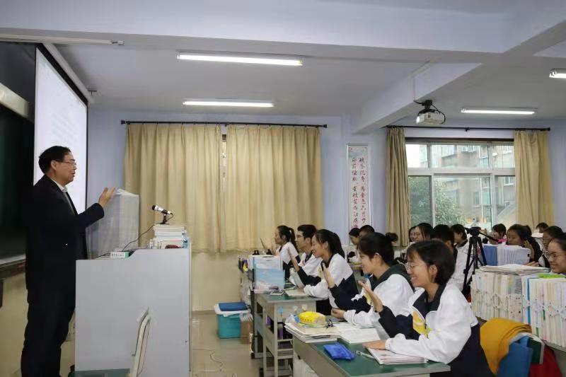 淄博黉门中学：高考复读生心理问题剖析与应对策略