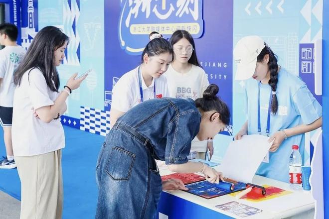 2025 年中国高校学费情况分析，各档次收费标准大不同