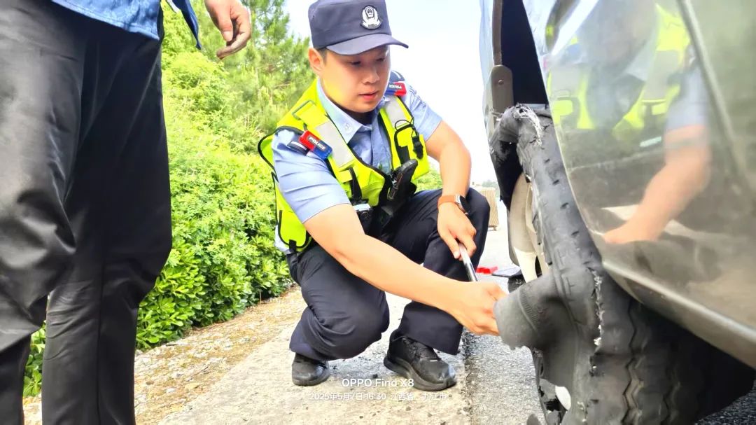 江西高速交警二支队夏季行动提升路面见警率与管事率