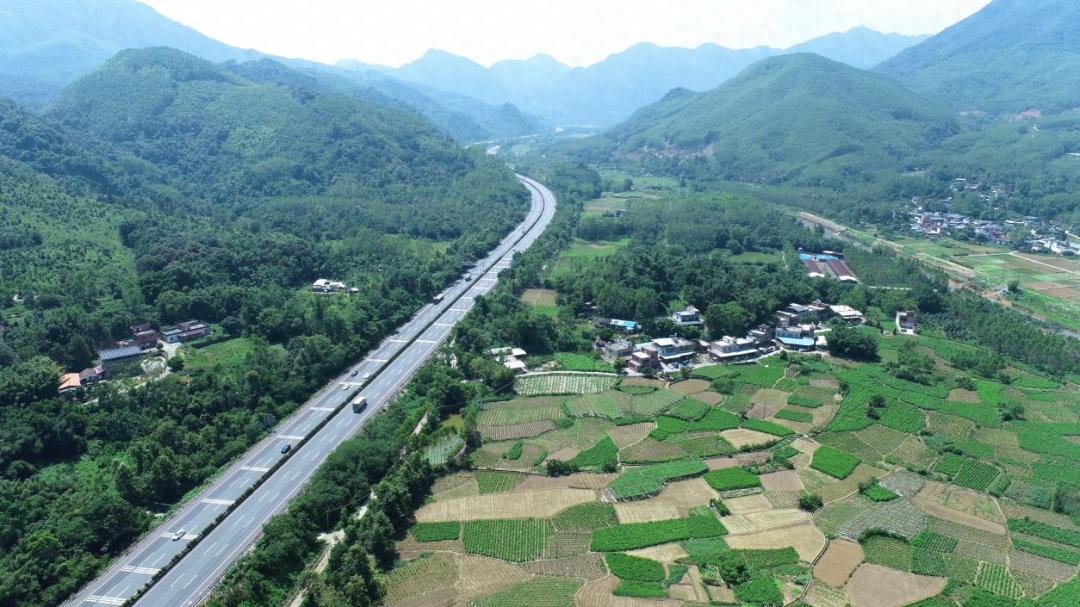 1月26日广东广韶高速三座隧道同步开工，改扩建方案有亮点