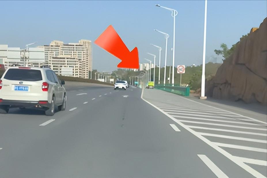 高速这5种标线要认清!新手老司机都得懂,不然驾照分不保