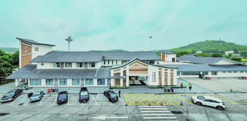 江西高速服务区提质升级收官，昔日简陋变景区，建设高效推进