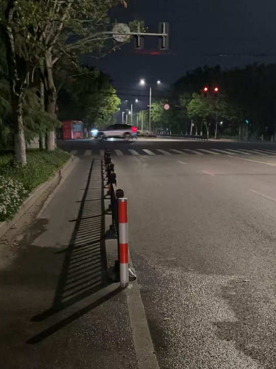 香花桥街道整治交通安全隐患,多举措治理违章高发地段