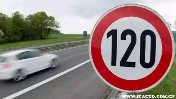 高速路上的标志牌类型及作用，司机一定要了解