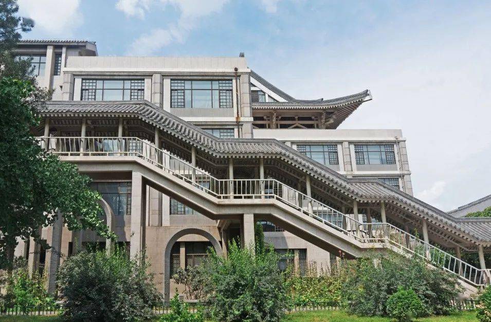 盘点八大图书馆之最，看看你的大学图书馆有没有上榜？